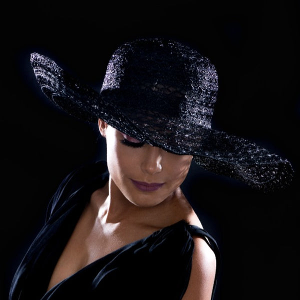 wide brim dress hat in black