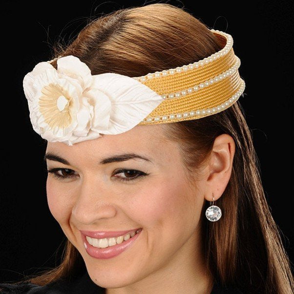 NA1010-Pearl trimmed straw with cream/tan flower - SHENOR COLLECTIONS