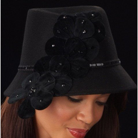 FW1121-Black velvet flower ladies winter hat - SHENOR COLLECTIONS